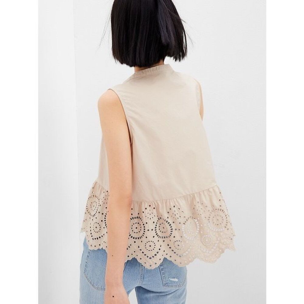 Gap peplum eyelet cotton sleeveless top women’s size medium  boho cottagecore ch - Picture 7 of 7